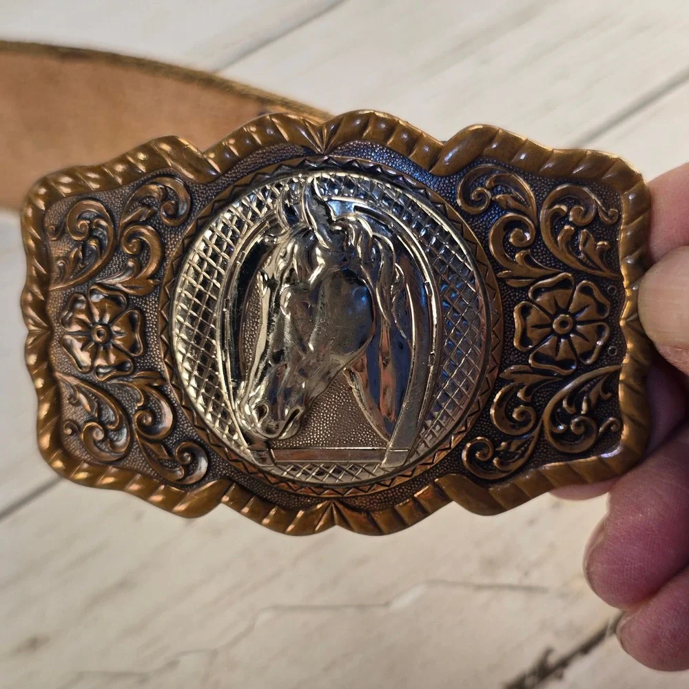 Vintage Tooled Leather Western Belt Horse Head Solid Copper Buckle Brown 32in